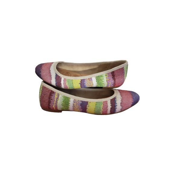 Born Rainbow Flats Women 8M F01933 EUC Casual Dress Stripe Slipon - Picture 4 of 8